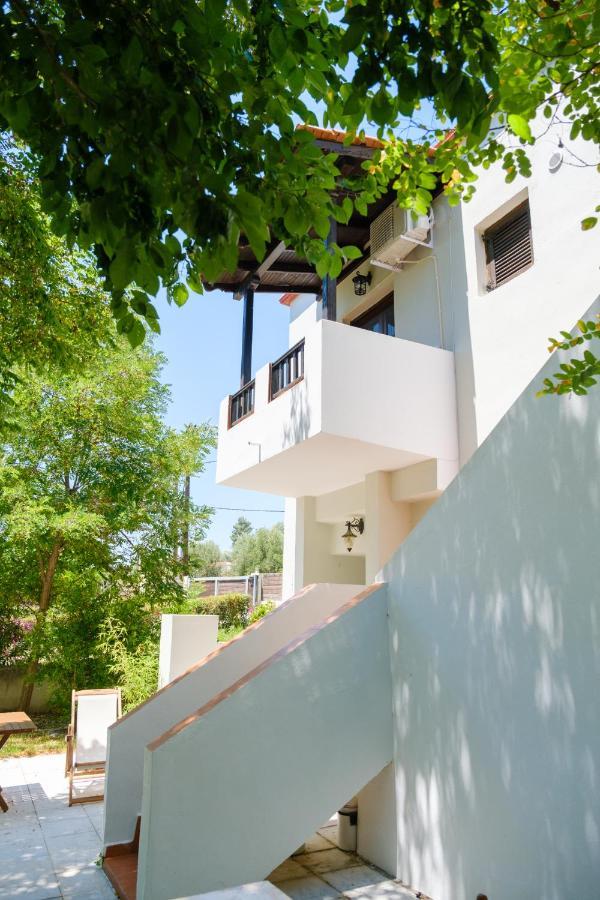 Santa Ana Studios Nea Skioni Ngoại thất bức ảnh